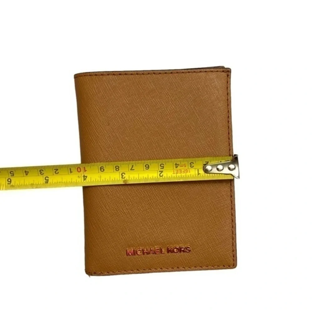 Michael kors light brown leather passport case